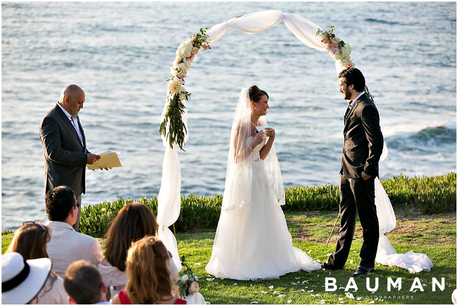 San diego wedding photography, Britt Scripps Inn, Britt Scripps Inn bridal portraits, bridal portraits, La Jolla Wedding Bowl, La Jolla Wedding Bowl photography, la jolla wedding, ocean view wedding, cliff side wedding