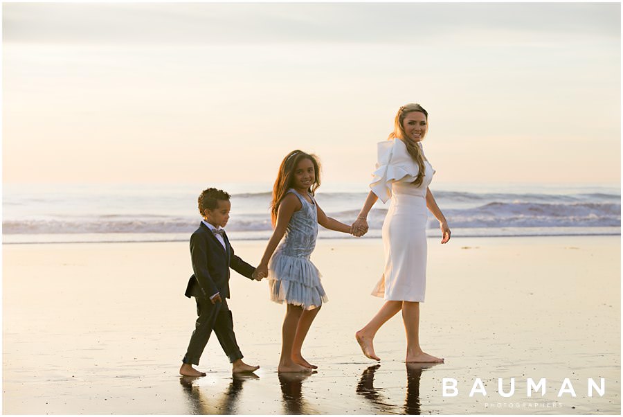 Bauman photographers, san diego photographer, portrait photographer, san diego portrait photographer, san diego family portraits, family portraits, solana beach family portraits, solana beach, beach family portraits