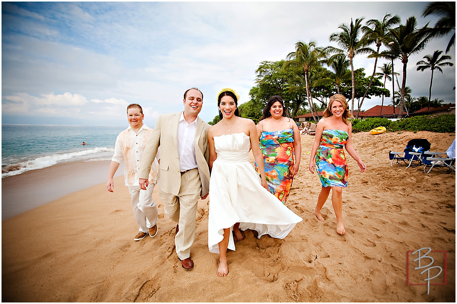 wedding party beach hawaii