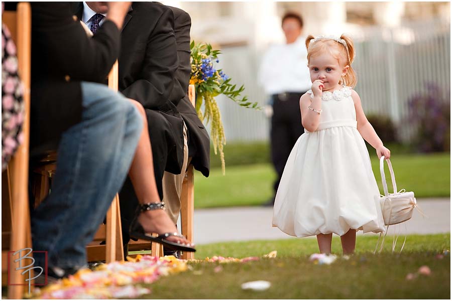 Wedding Photography Flower Girl Outdoor