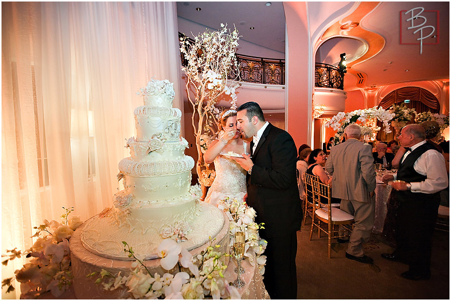 Wedding reception Cake  cutting