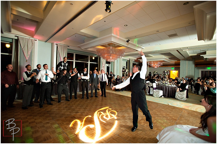 Garter toss photography at Paradise Point Resort